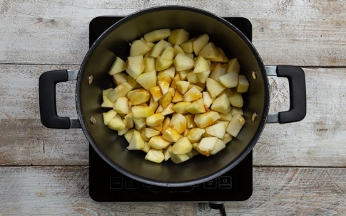 Preparazione Composta di mele e cannella - Fase 1